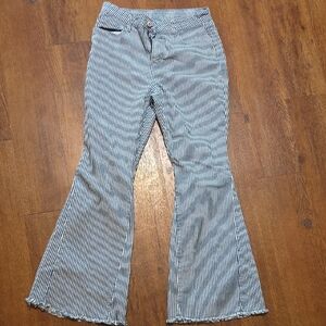 2 For $15 ⭐️ Striped Flare Jeans